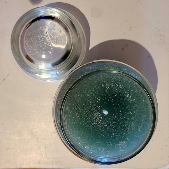 Yankee Candle OCEAN STAR, Medium Classic Jar, Single Wick Candle 14.5 oz - Picture 4 of 4